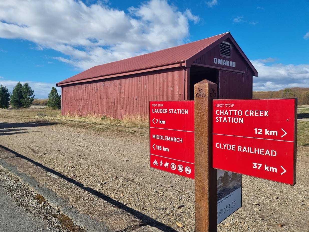 Auripo omakau barn 2-image