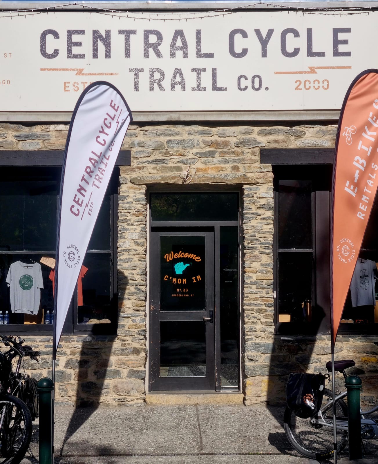 Central Cycle Trail Shop Front-image