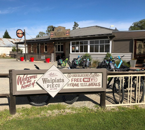 Eating out - Waipiata Hotel -image
